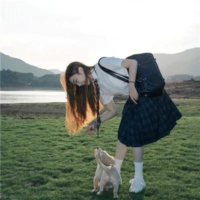 亚曼达厌世系